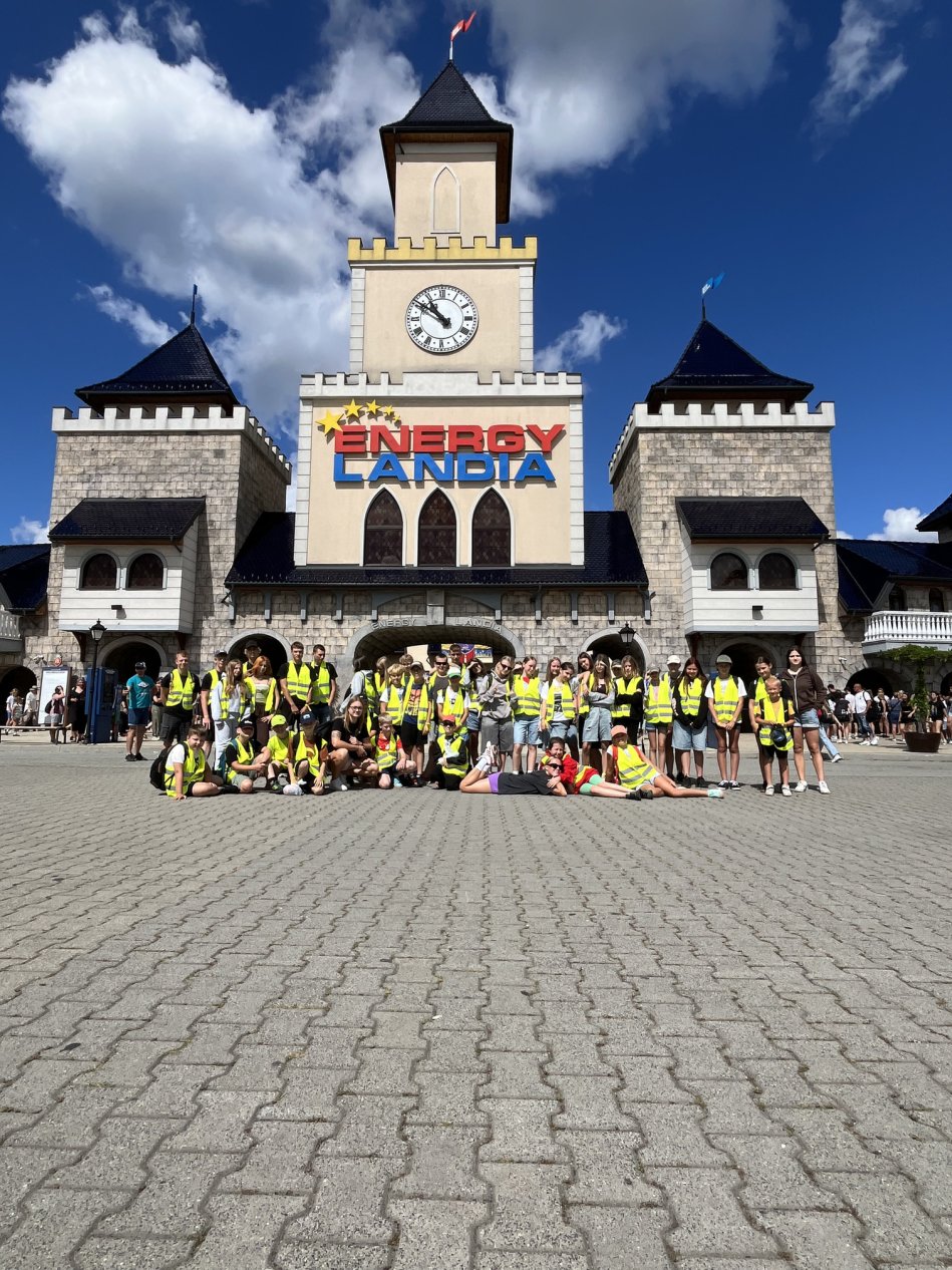 Młodzieżowy Obóz Sportów Wodnych i Rekreacji 2025 w Międzybrodziu - WOPR Grodzisk Mazowiecki