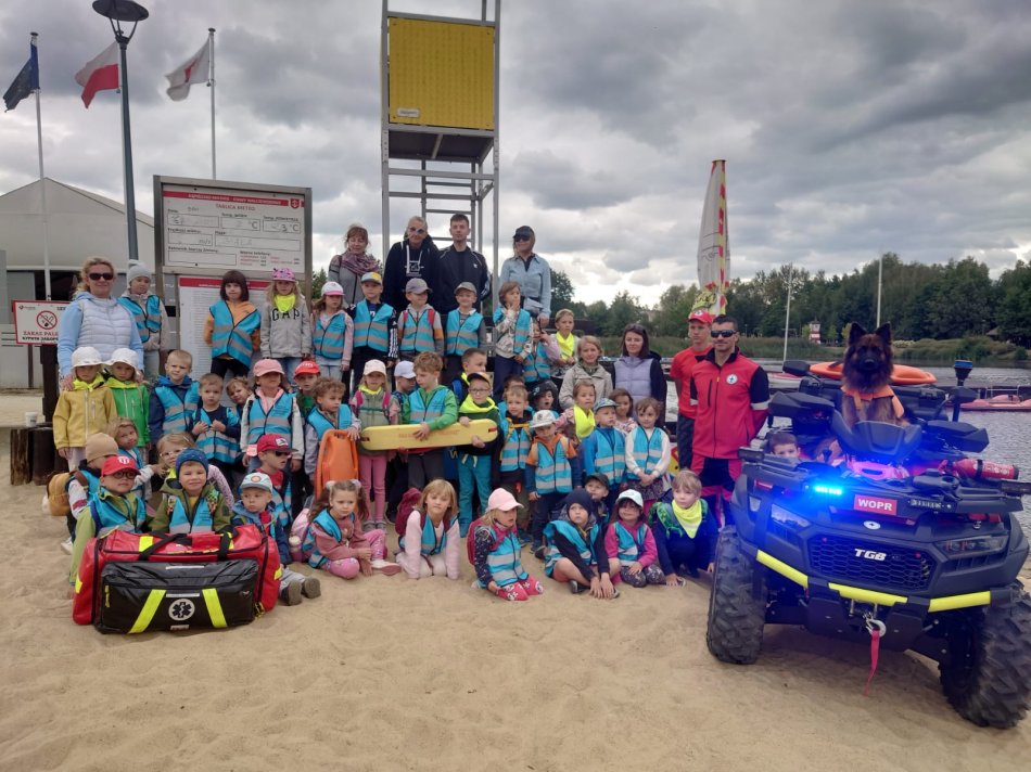 Bezpieczeństwo nad wodą z Niepubliczne Przedszkolem Teatralnym Zaczarowana Dorożka - WOPR Grodzisk Mazowiecki
